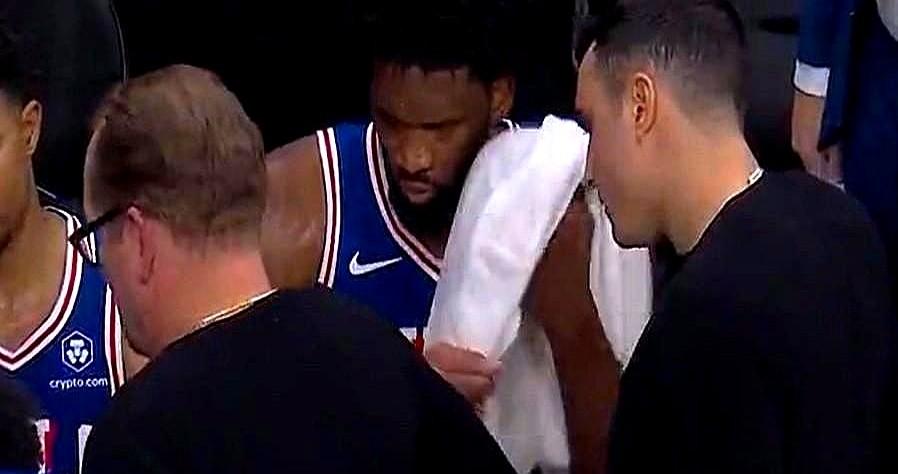 哥，你敢信吗？约基奇的小弟们，把全主力的76人给办了！

加时赛最后几秒，恩比德