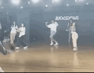 伊能静庾澄庆，万万没想到吧！

6月17日，伊能静的儿子哈利，突然登顶热搜，令人