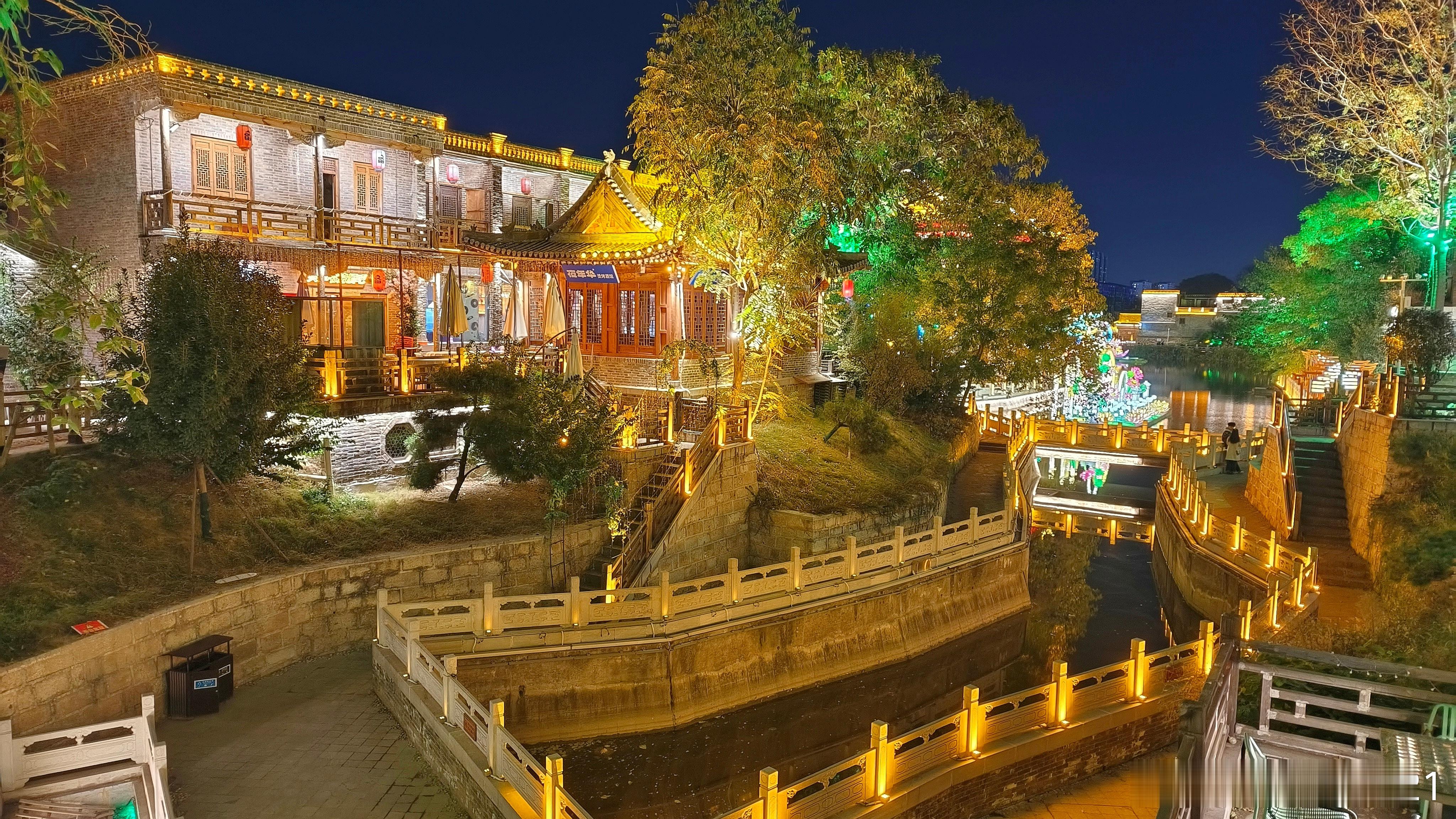 河南安阳  仓巷街 ​​​
