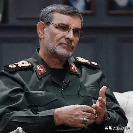 最新消息：伊朗海军军官宣称，该地区美军基地目标已被摧毁。

阿里雷扎·坦西里称：