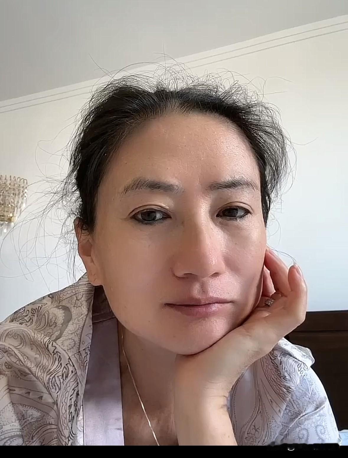我们怎么能在普通人里成为那个相对有钱的普通人呢？
实际这个世界上，百分之九十九的