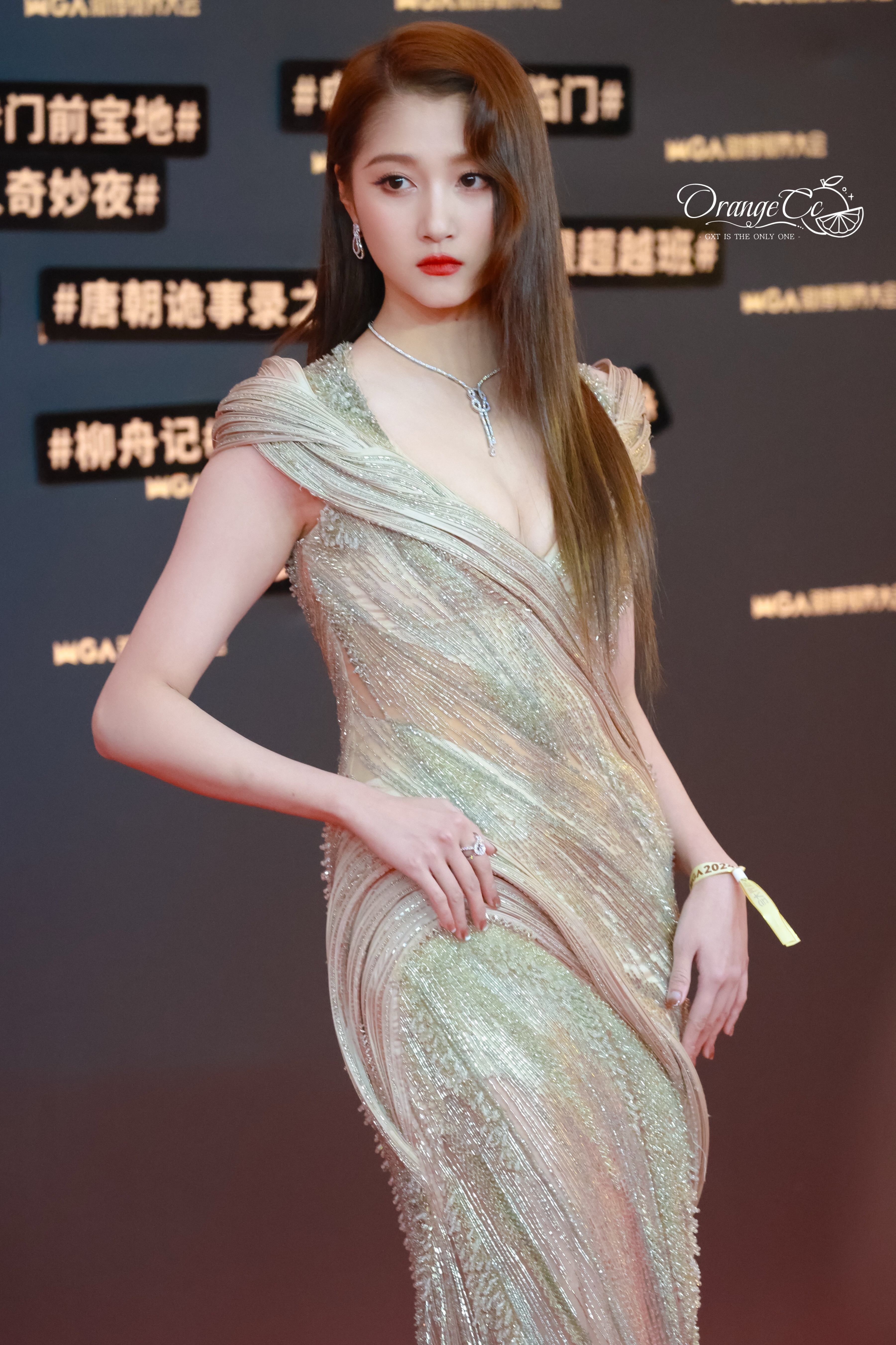 关晓彤[超话]   