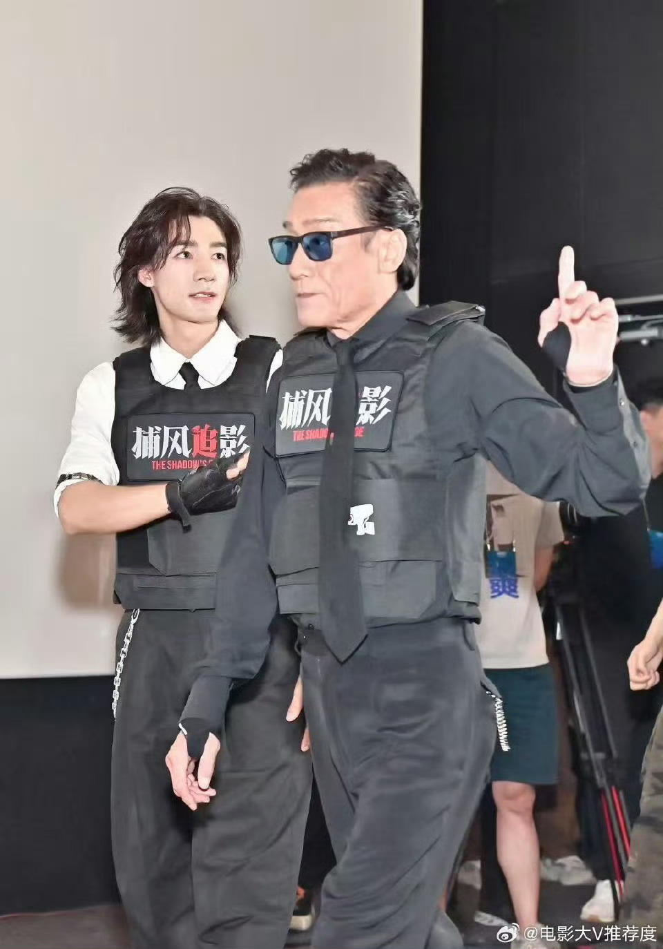 梁家辉 火辣教父《捕风追影》里梁家辉在孤儿院的打戏杀疯了，动作干净利落，拳拳到肉