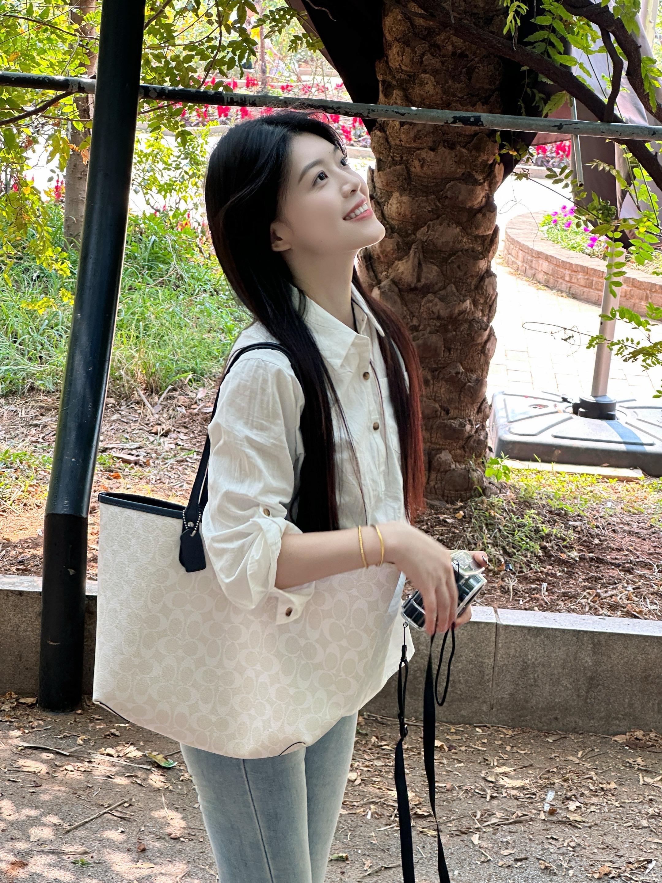 你好可爱 也会幸福。