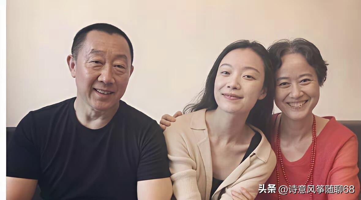 倪妮长相一般，身材顶级，颜值上看，跟妈妈的像一些，单从倪妮的脸来看比较大众，从身
