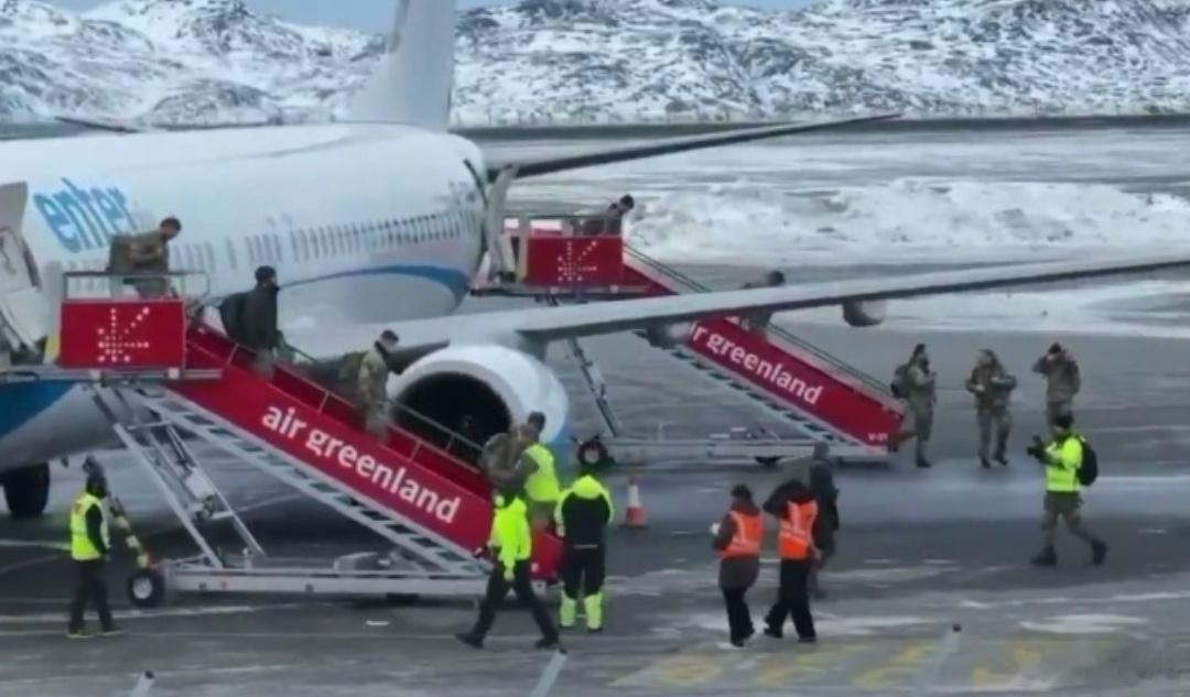 德国士兵抵达格陵兰,执行由丹麦领导的北约侦察任务。 