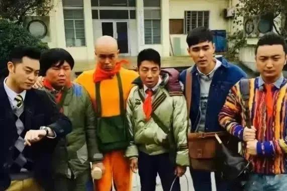 这六个人真是一个比一个丑，要是放在农村肯定是个打光棍，这颜值，这气质，这形象谁敢