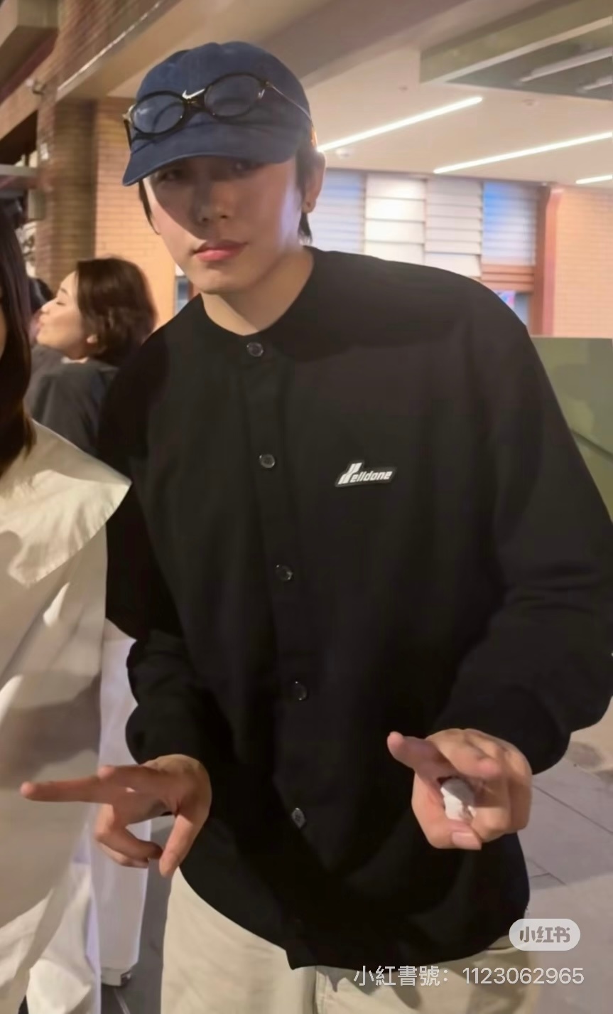 冷都男。。 