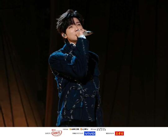 感觉陈楚生把歌手当纪录片上了‼️