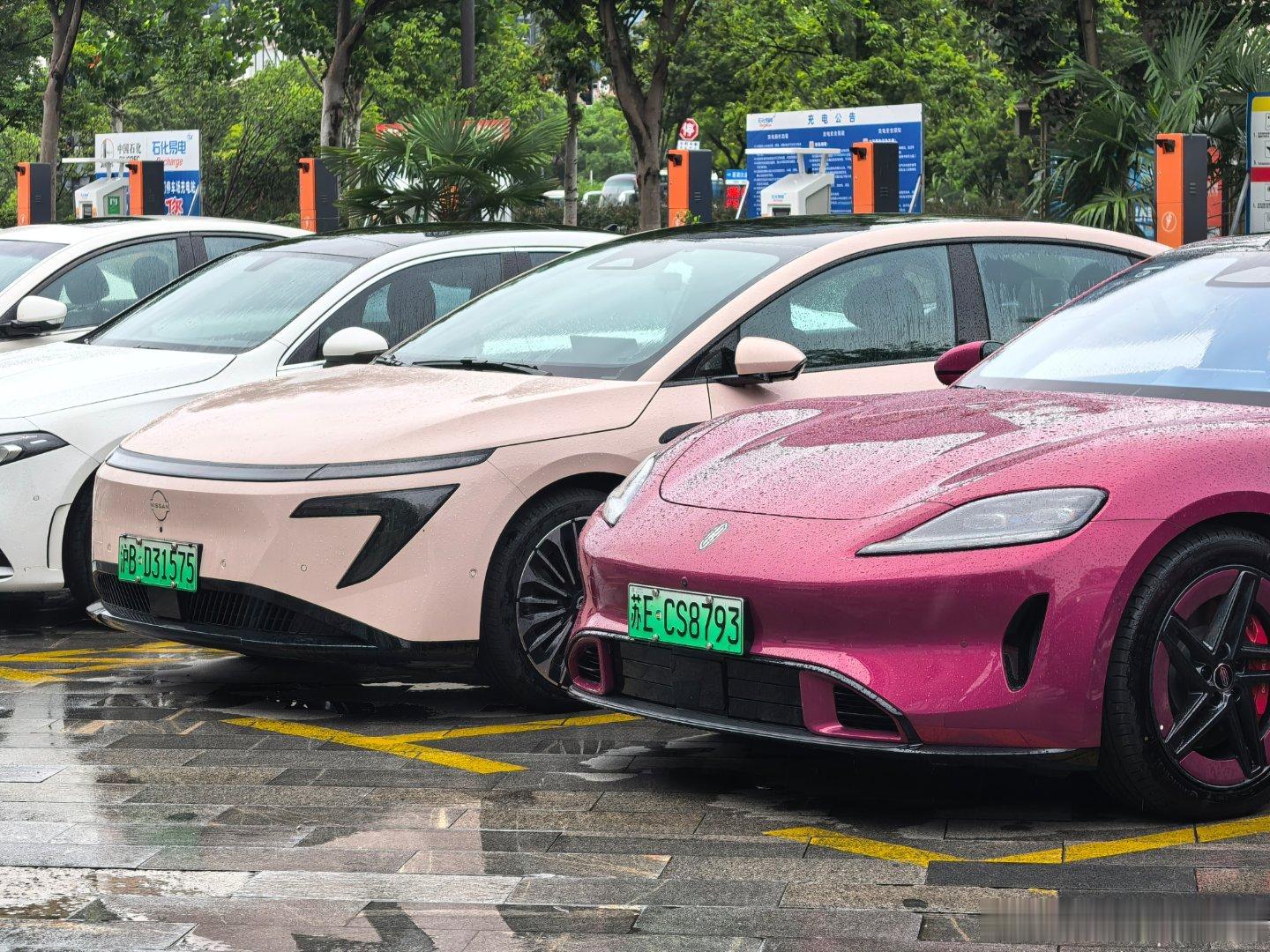 👏👏👏两台车的颜值，大家更喜欢谁 