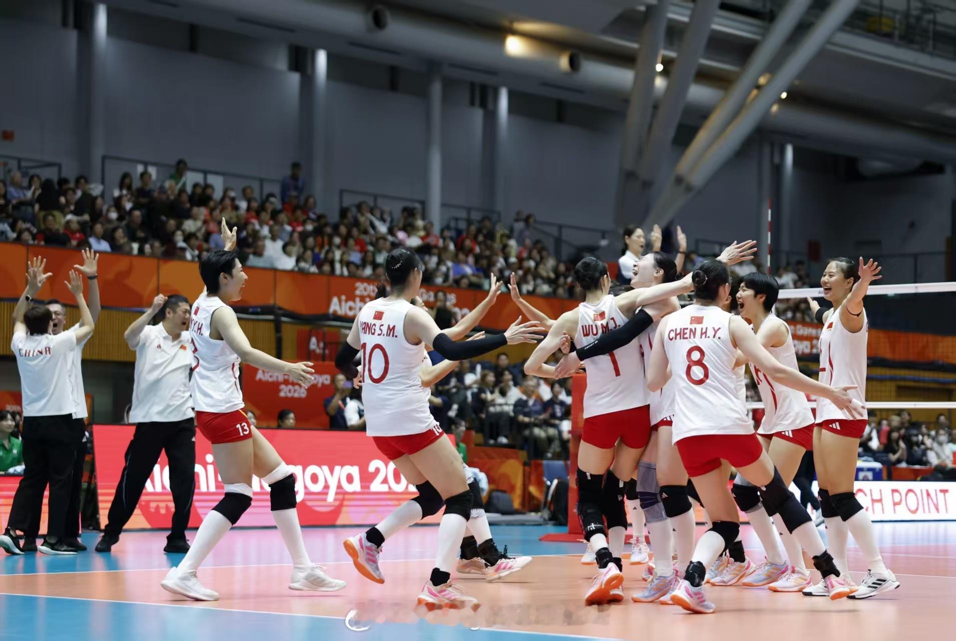 中国女排2026爱知名古屋亚运会 决赛图片留住。 