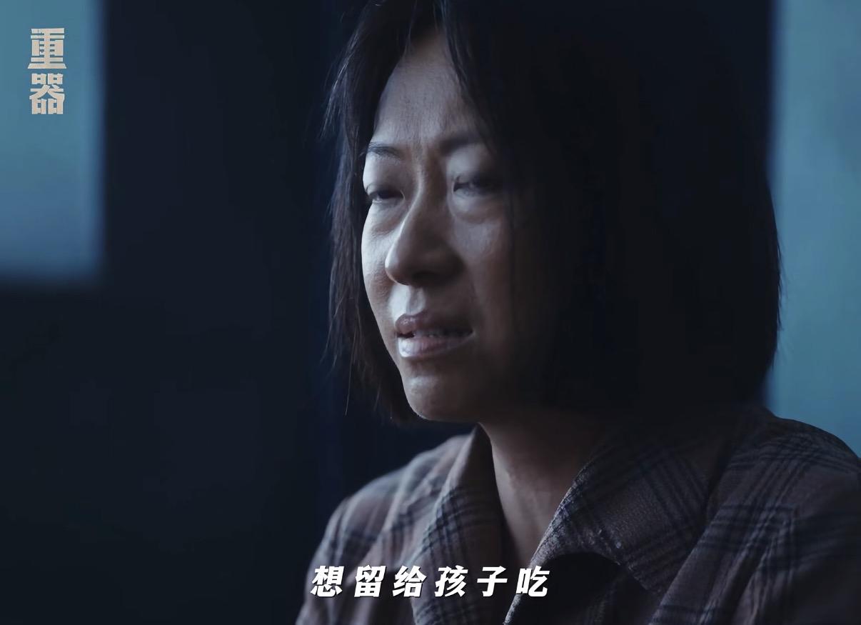 换个年代，这个母亲是不是就不用s了。其实，就是那个年代，她也是可以不用s了。
