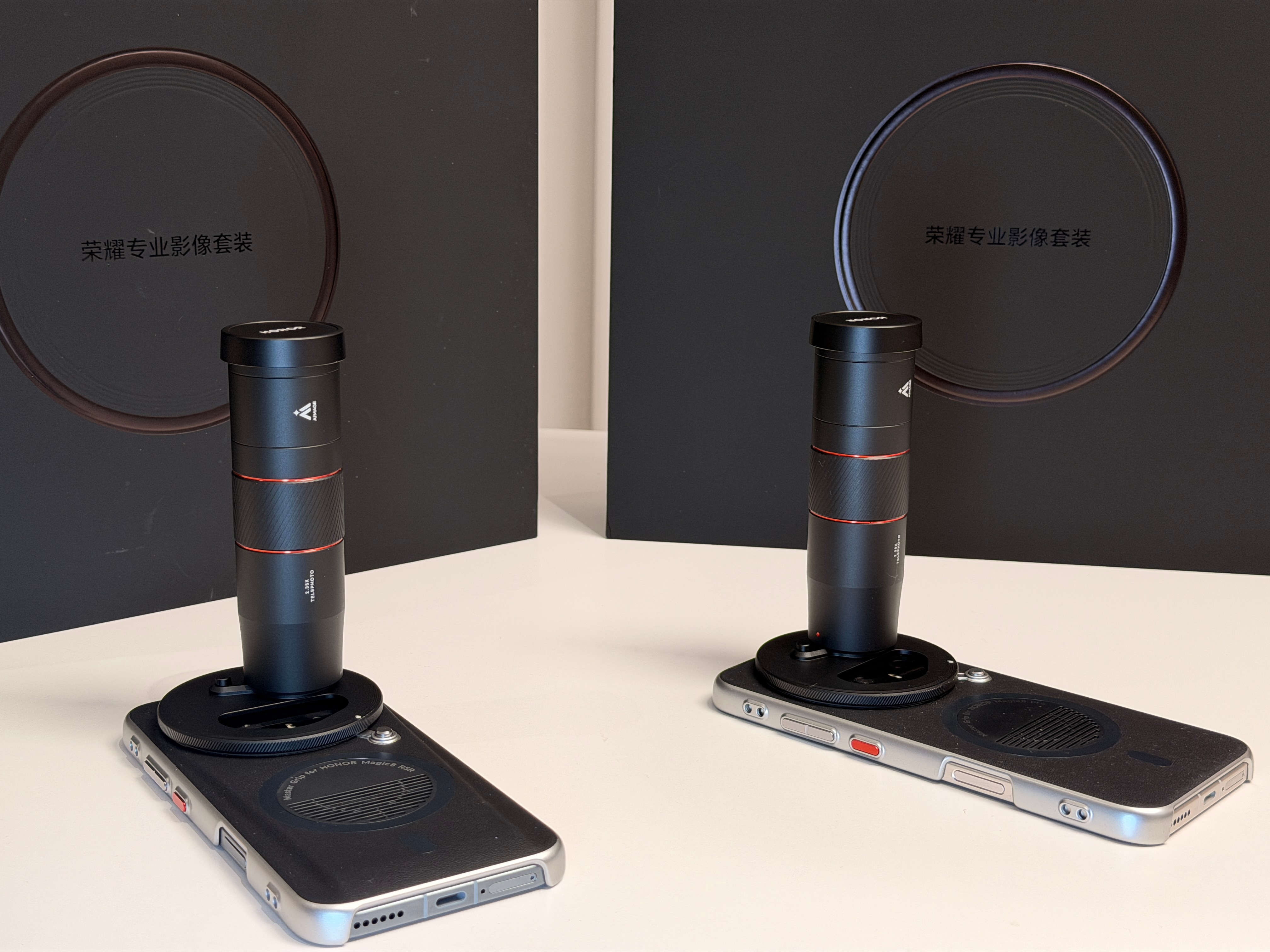明天和朋友带着荣耀Magic8 Pro和Magic8 RSR都上影像套装长焦头打