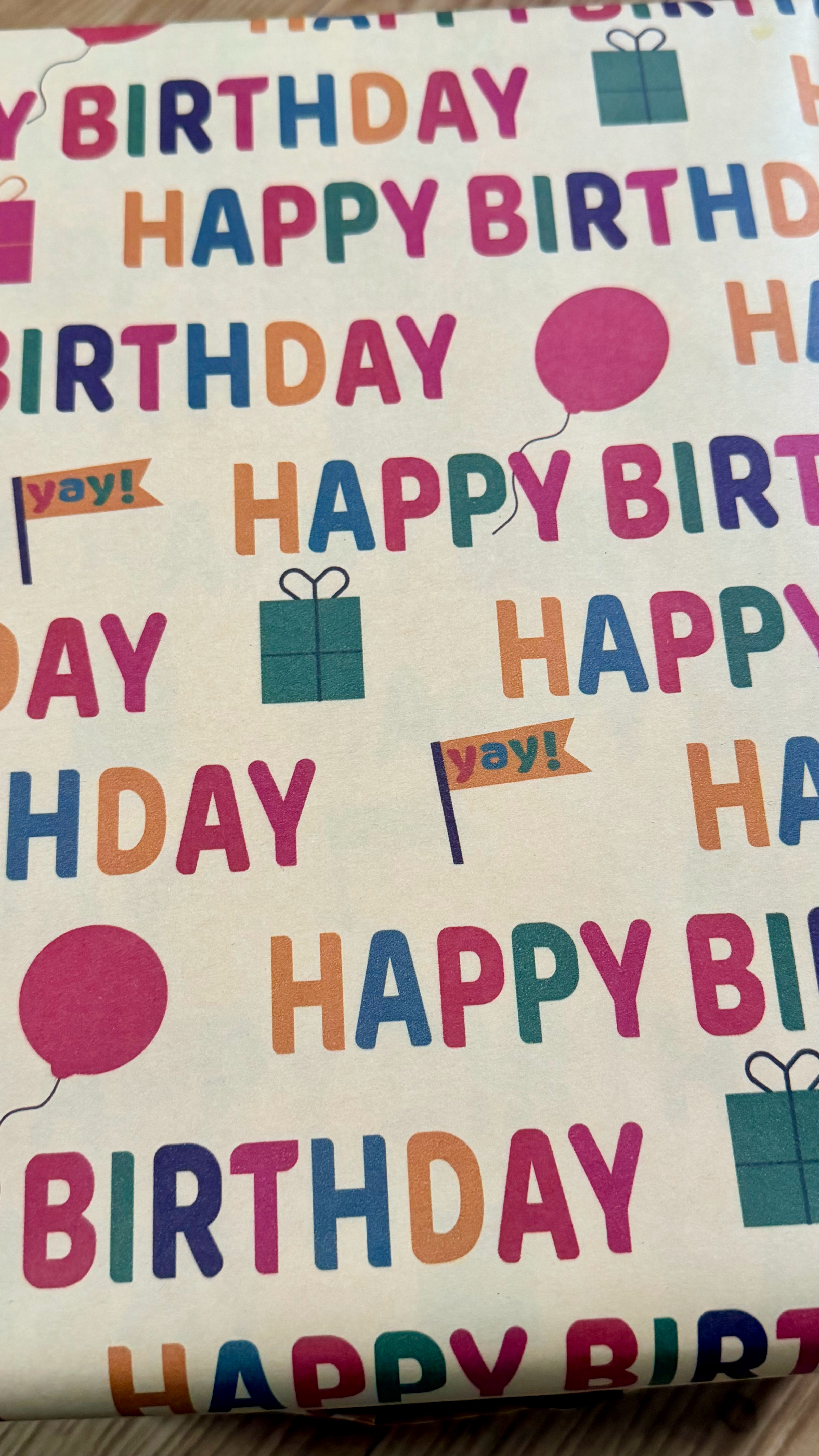 感谢上汽大众的生日问候！这个像不像？行业内卷加剧的当下，上汽大众的做事风格愈发细