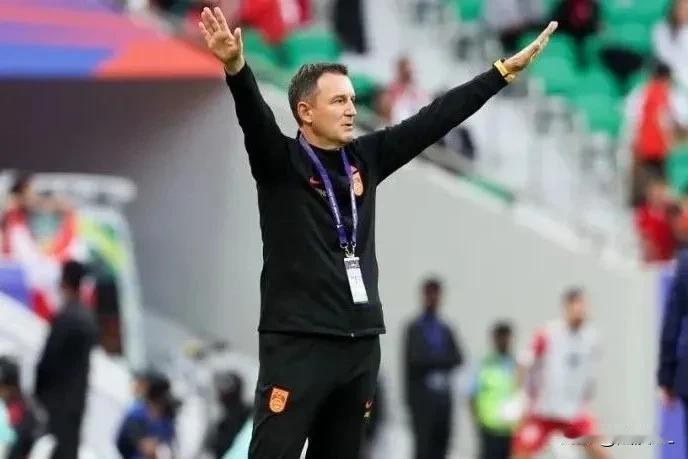 国足算是让扬科维奇给毁了，国足本应该出现在塔吉克斯坦这个位置，1/8决赛面对约旦