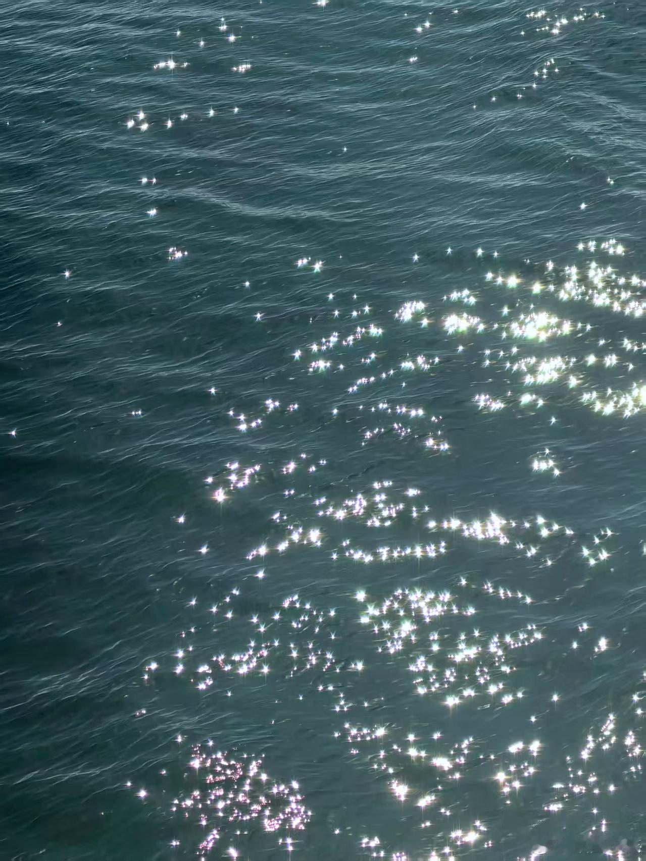 这个文艺少女郭晓婷我笑纳了 不得不夸郭晓婷的气质实在太独特了，在娱乐圈里简直独树