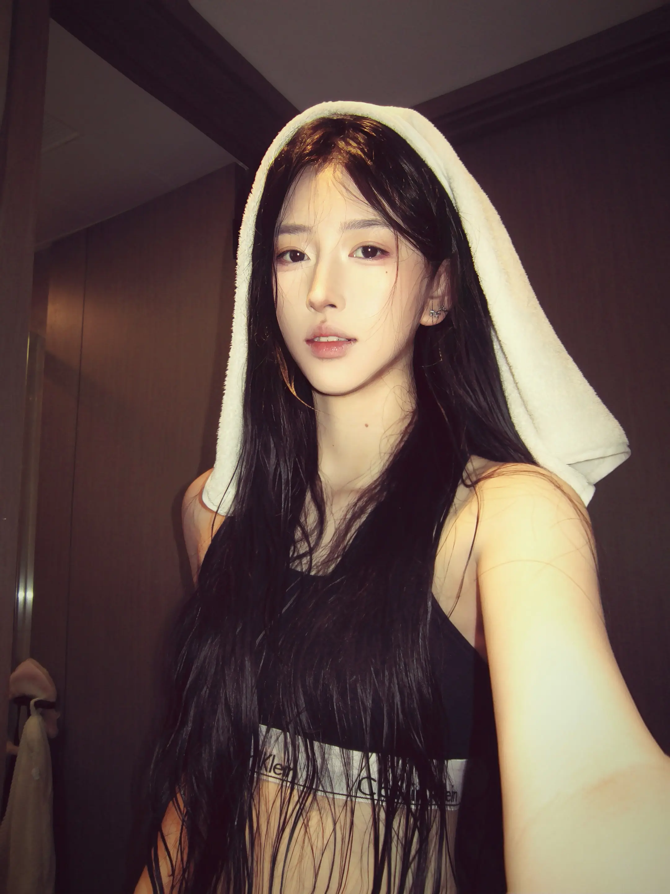 你那软绵绵的照片就别配硬曲了