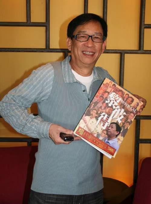 76岁的黎彼得走了，
扒了一下他的家世，
他根本不是什么资源咖，而是靠自己一步一