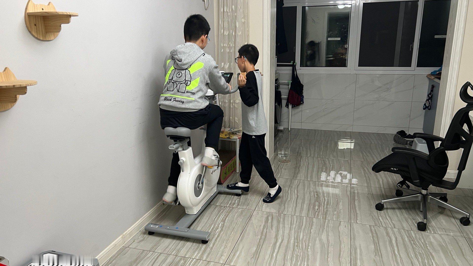 抢着玩 ​​​