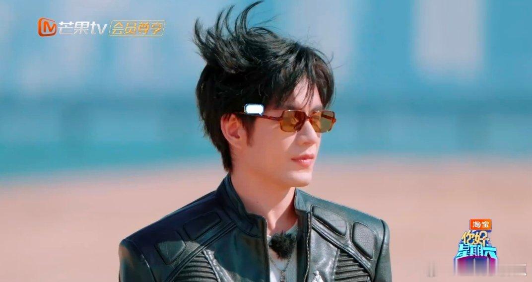 王鹤棣夸丁程鑫年轻有前途你好星期六 棣棣太会夸！游戏里果断力挺丁程鑫，直言其年纪