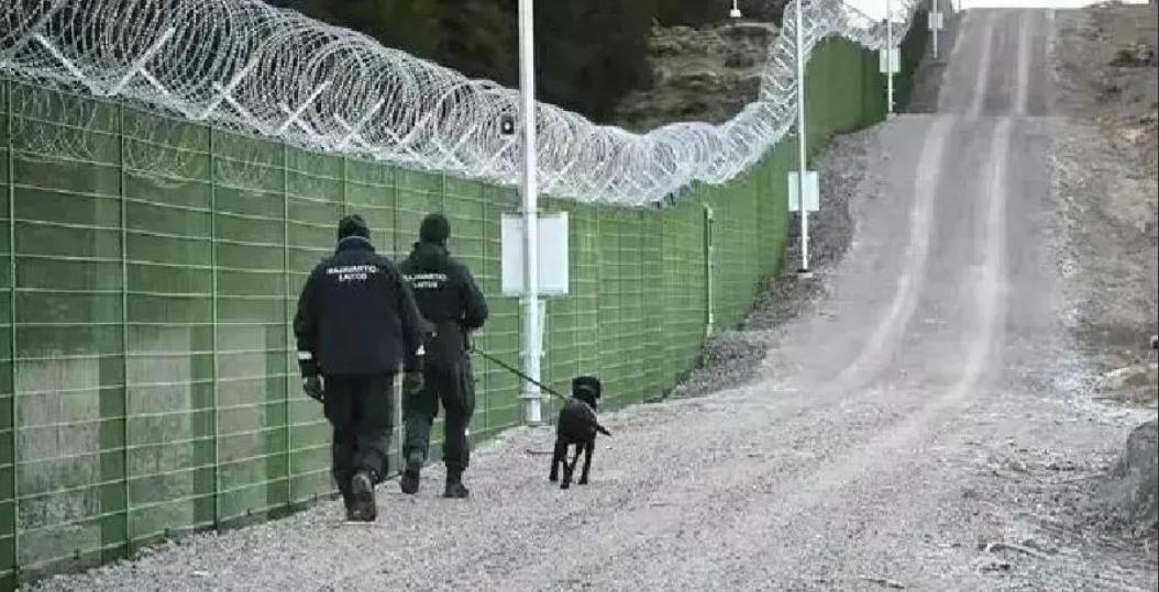 芬兰这个国家挺有意思的，以前害怕俄罗斯入侵，所以，芬兰拼命想加入北约，结果，芬兰