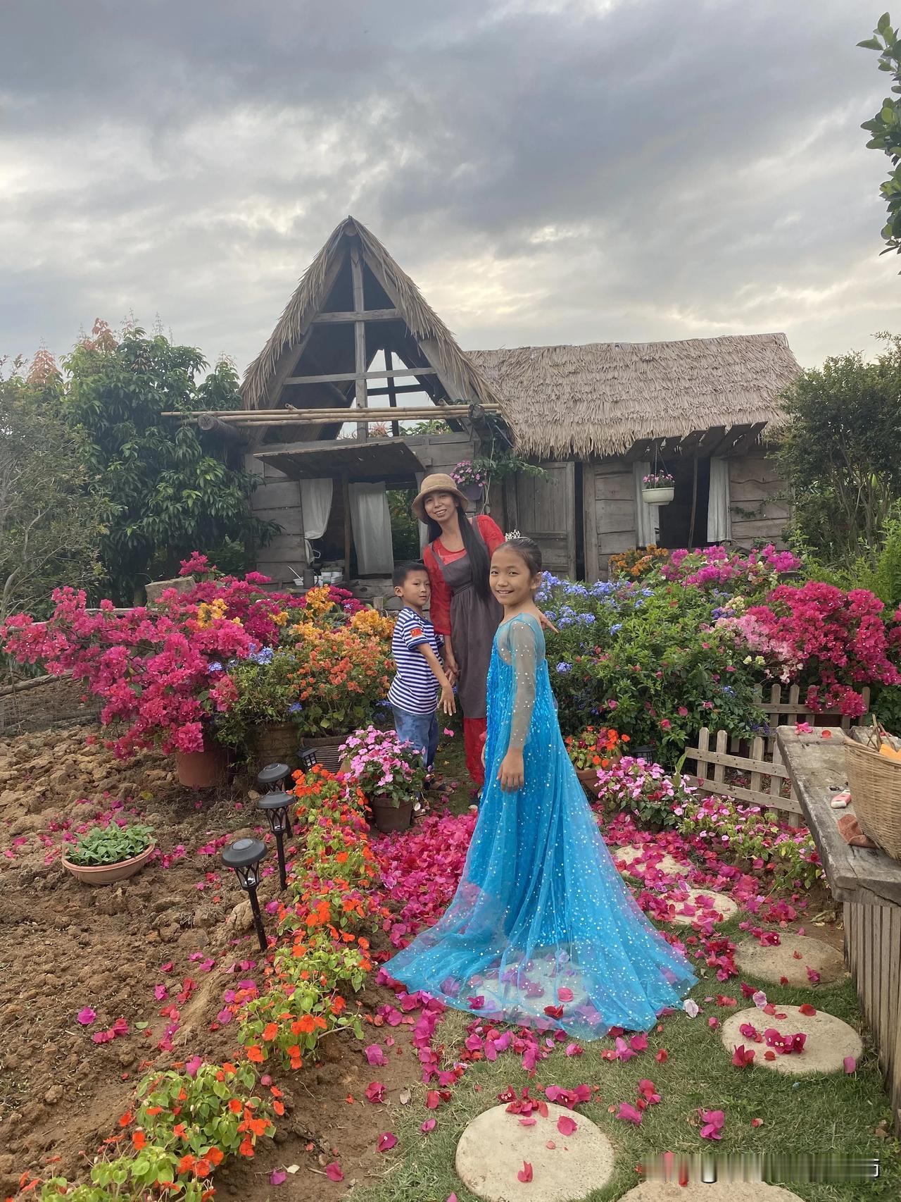 17年可以做什么？17年可以让一个孩子完成成长的蜕变。也可以让荒漠变成绿洲。
 