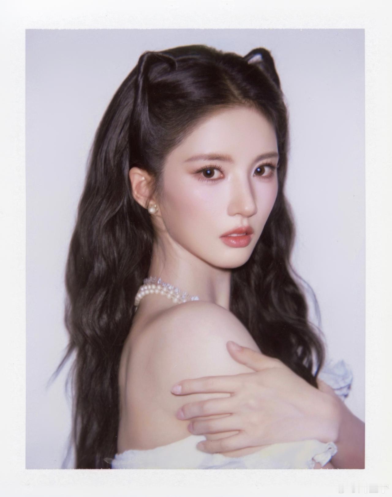 刘些宁撕拉片画报，超美的sally！