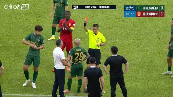 李镇全未能逃脱追罚 停赛2场
4月10日晚，中足联通过官方渠道宣布，中超重庆铜梁