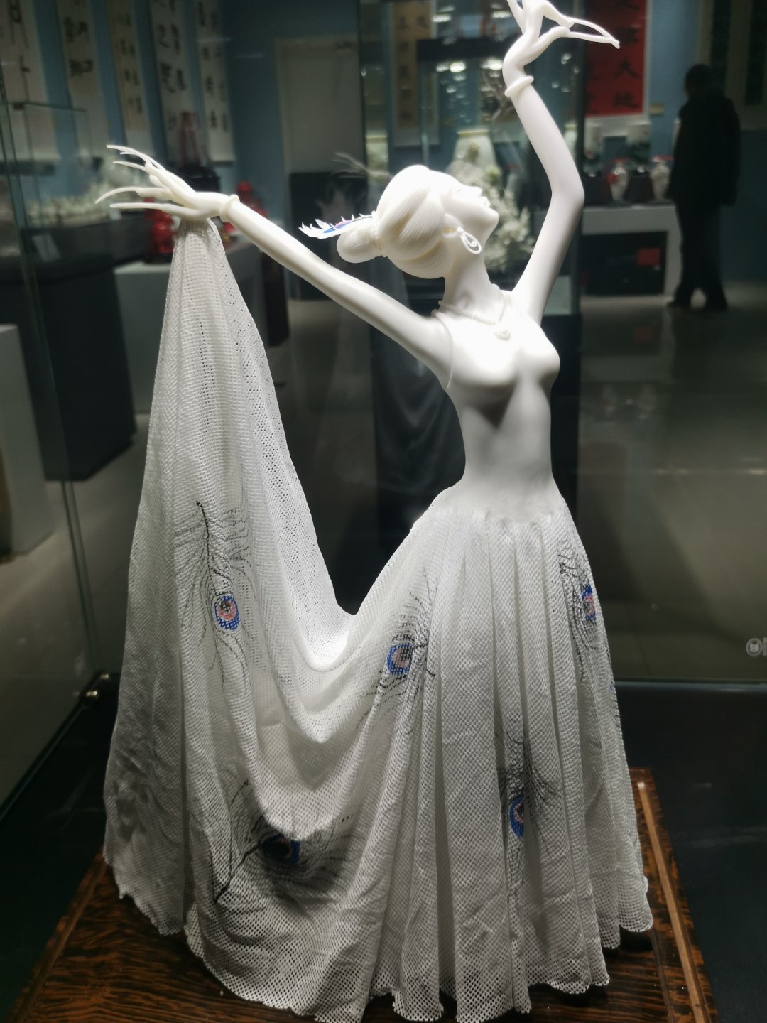 周末去了中国白·德化瓷北京中心，就在北京市丰台小屯路，欢乐水魔方旁。免费免预约，