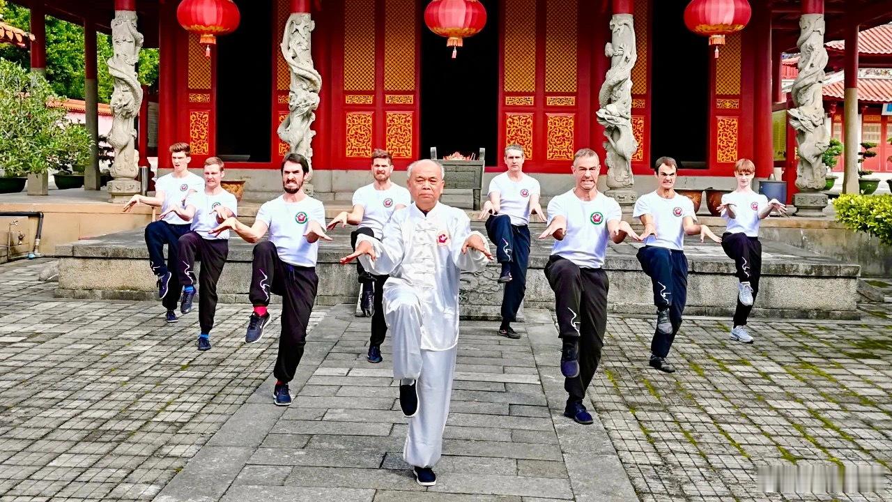#人民日报点赞福建这个宝藏县城惊艳到了#“中国香都”“纸织画之乡”“东方神拳”白