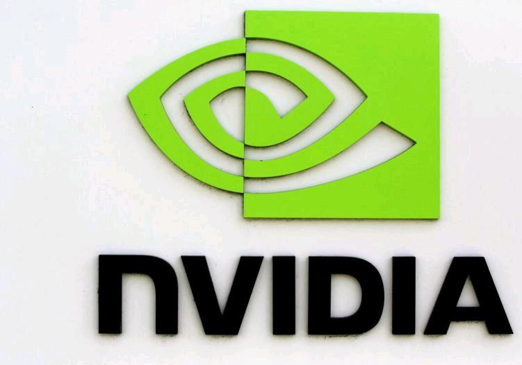 美国司法部12月8说，检方指控居住在纽约43岁的中国公民龚凡月和58岁的中国裔加