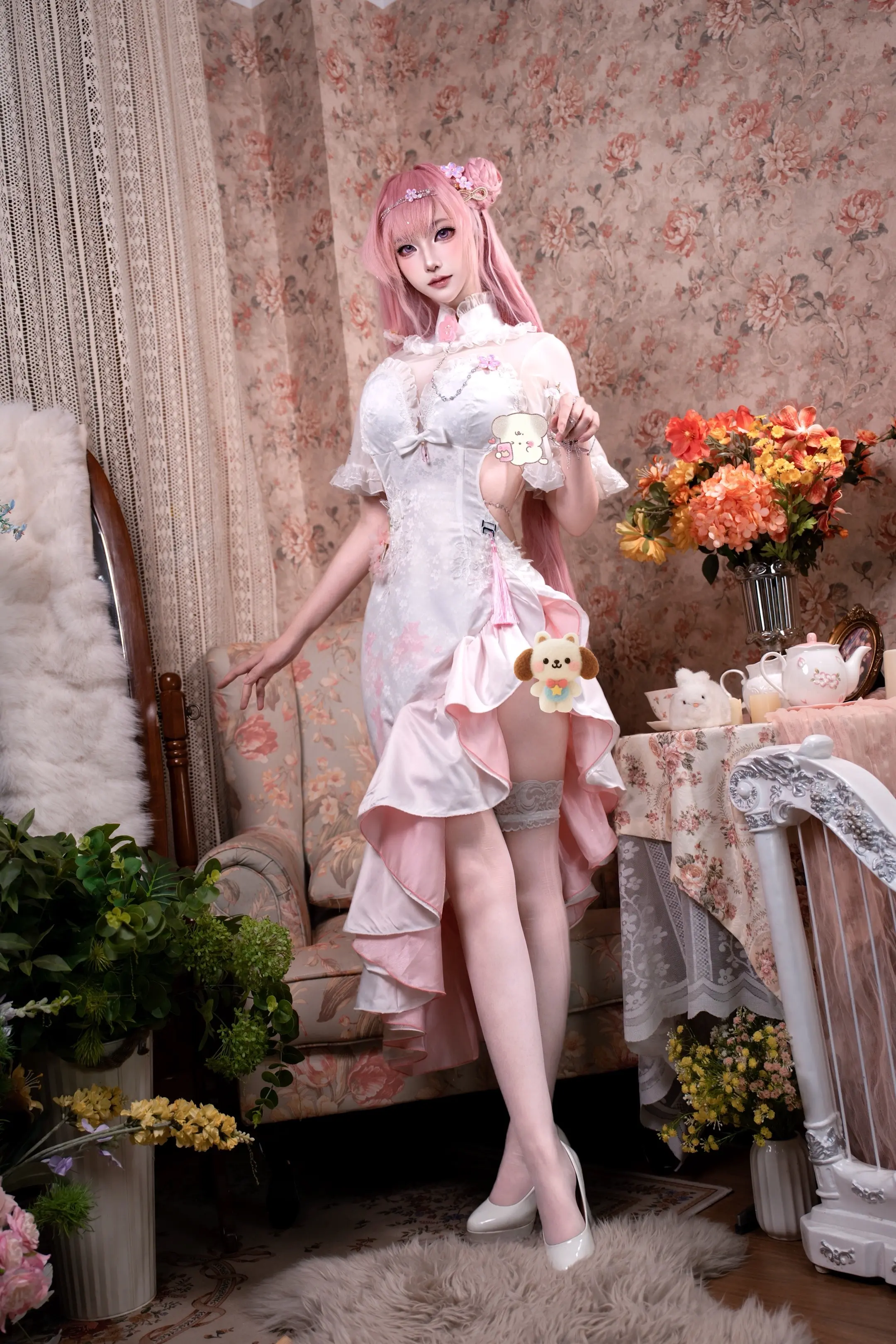 桃乐丝旗袍也是别有一番风味。