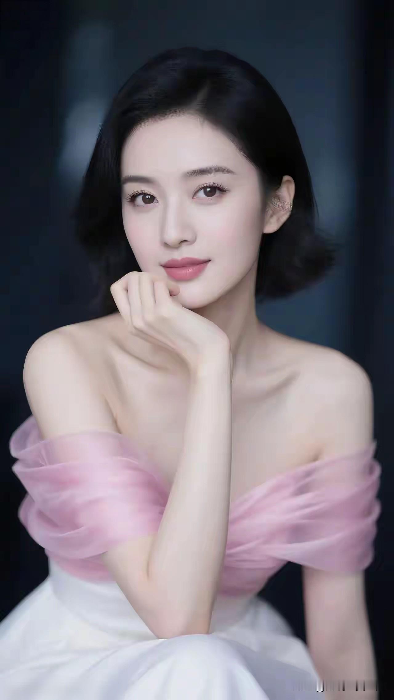 温柔粉裙，优雅气质，美得令人窒息！🌸✨娱乐圈还有哪些女明星是气质美女?