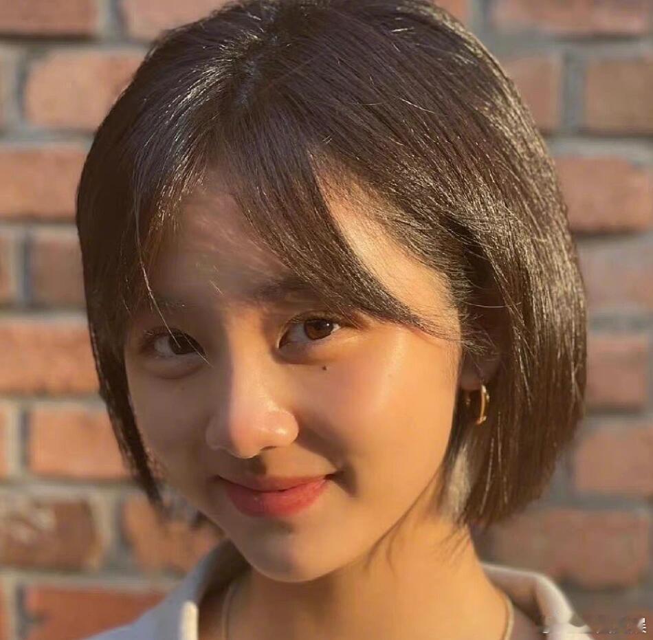 黄多多泪痣黄多多也有泪痣 黄多多泪痣，好美 