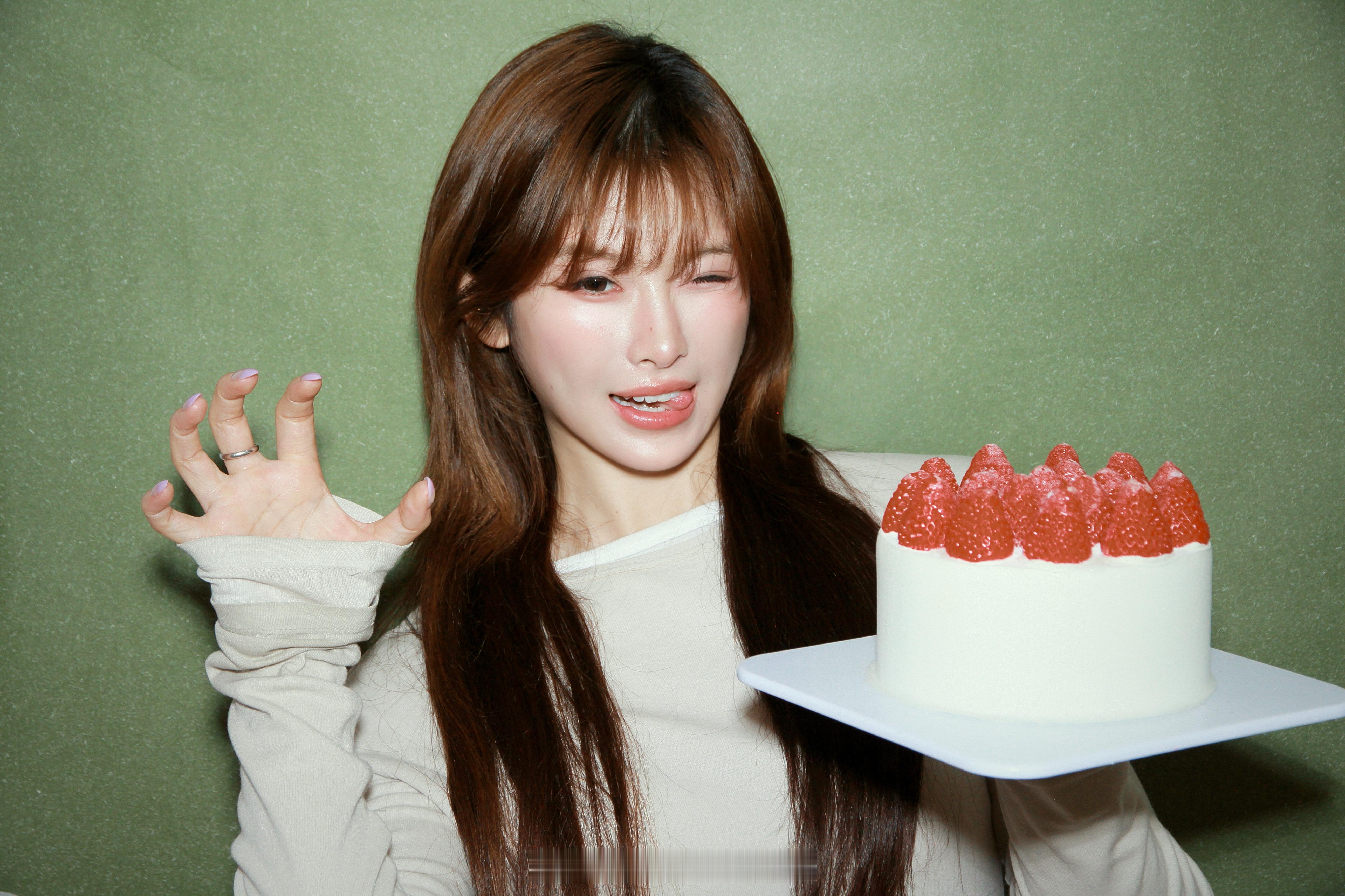 💕🍬🍒幸福小有妮姐的奔跑日记吴艳妮