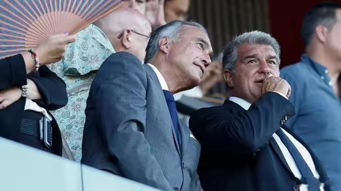 3月18日讯  《世界体育报》消息，巴萨主席大选尘埃落定，拉波尔塔以压倒性优势击