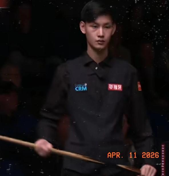 世锦赛资格赛第三轮（80进48轮次）中国选手赛况快讯：
第一阶段（前9局）战毕，