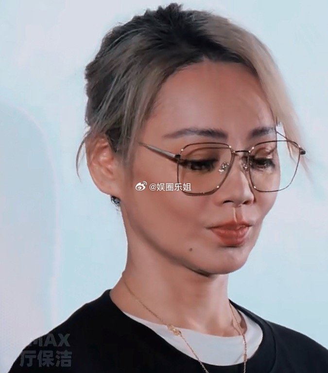 老一辈的明星老师们的精神状态真的都超级好，能扛耐打，状态满分💯宁静 嘬腮