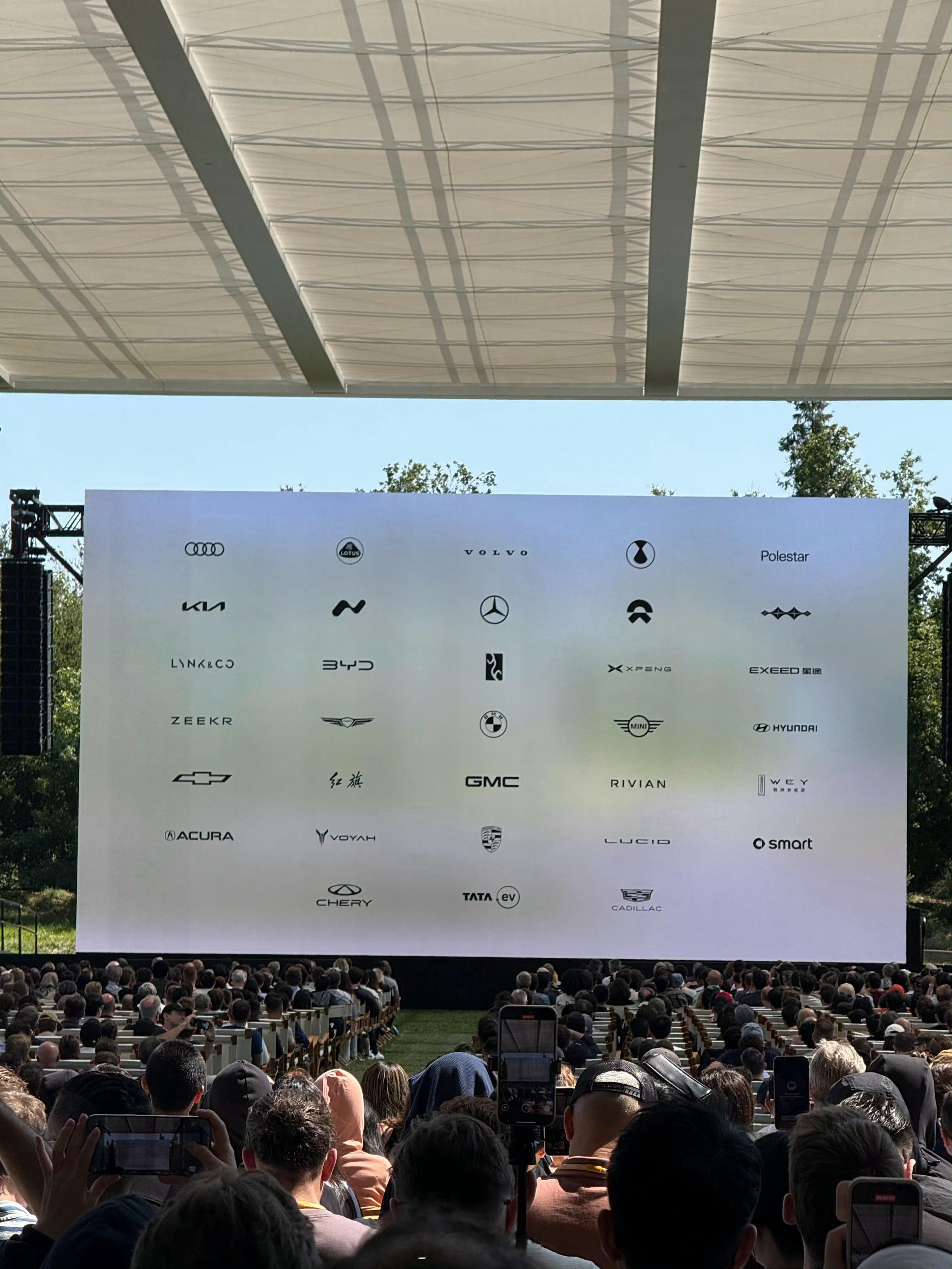 苹果官方公布的支持iPhone作为车钥匙的汽车品牌，一眼看过去几乎全是国产，真6