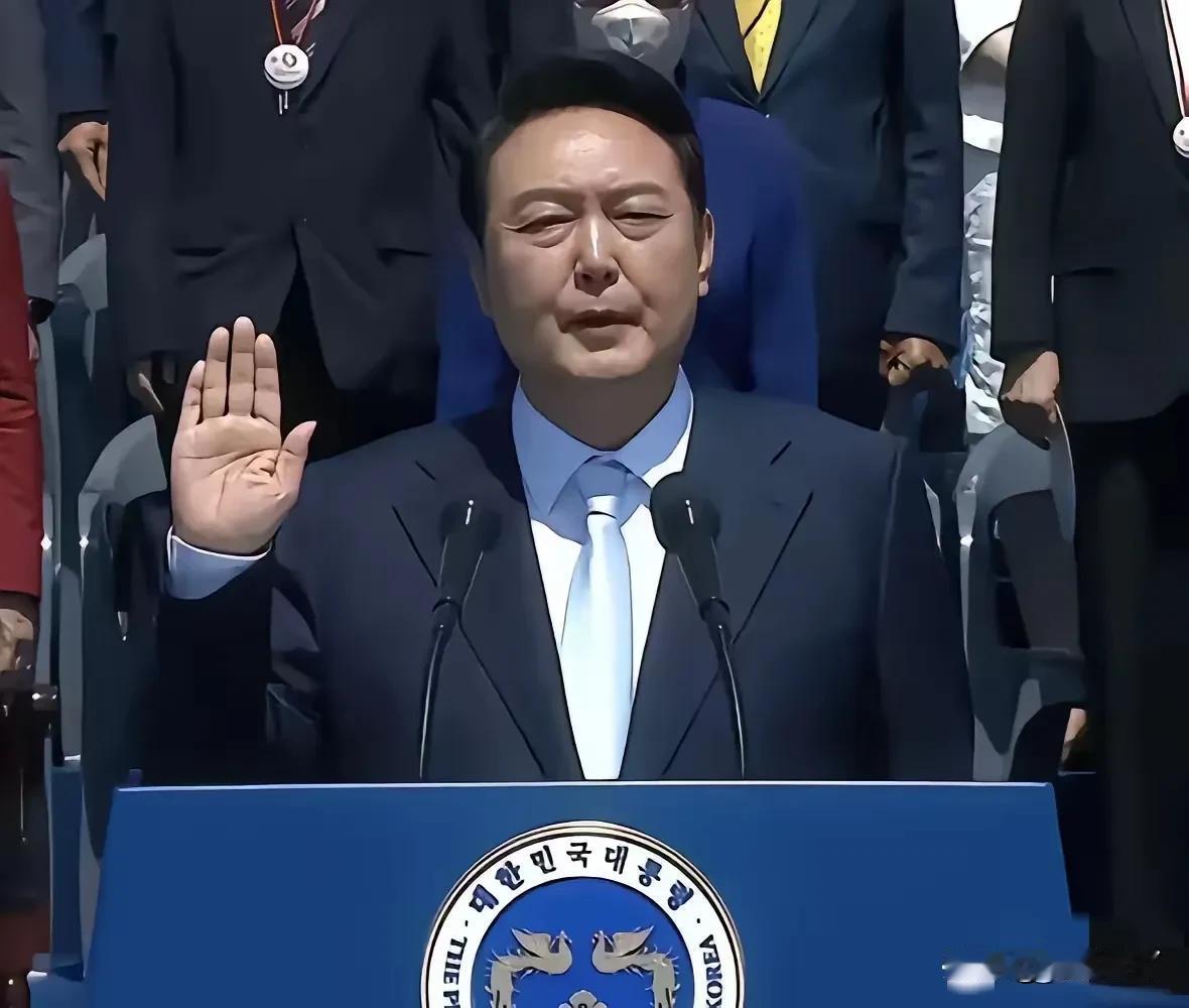 中国黄海亮剑。黄海之上，波涛汹涌，战云密布。中国军队以雷霆之势展开了一场规模宏大