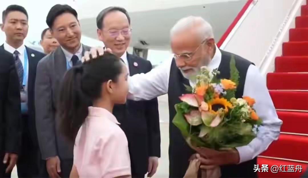 莫迪来访，总算明白了

       中印是近邻，两国边界线长达2千公里，且两国