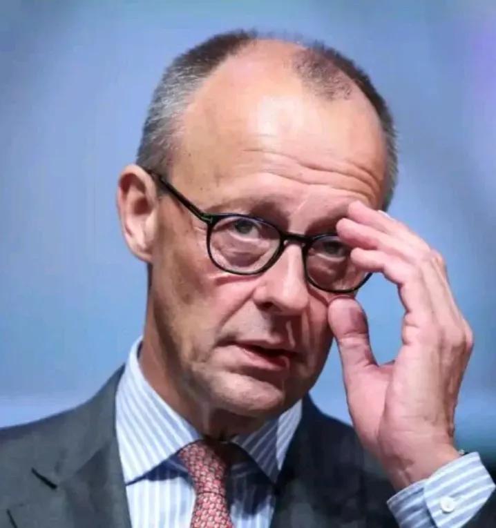 梅尔茨：特朗普将导致美国失去全球领导地位

《图片报》报道梅尔茨强烈批评特朗普，