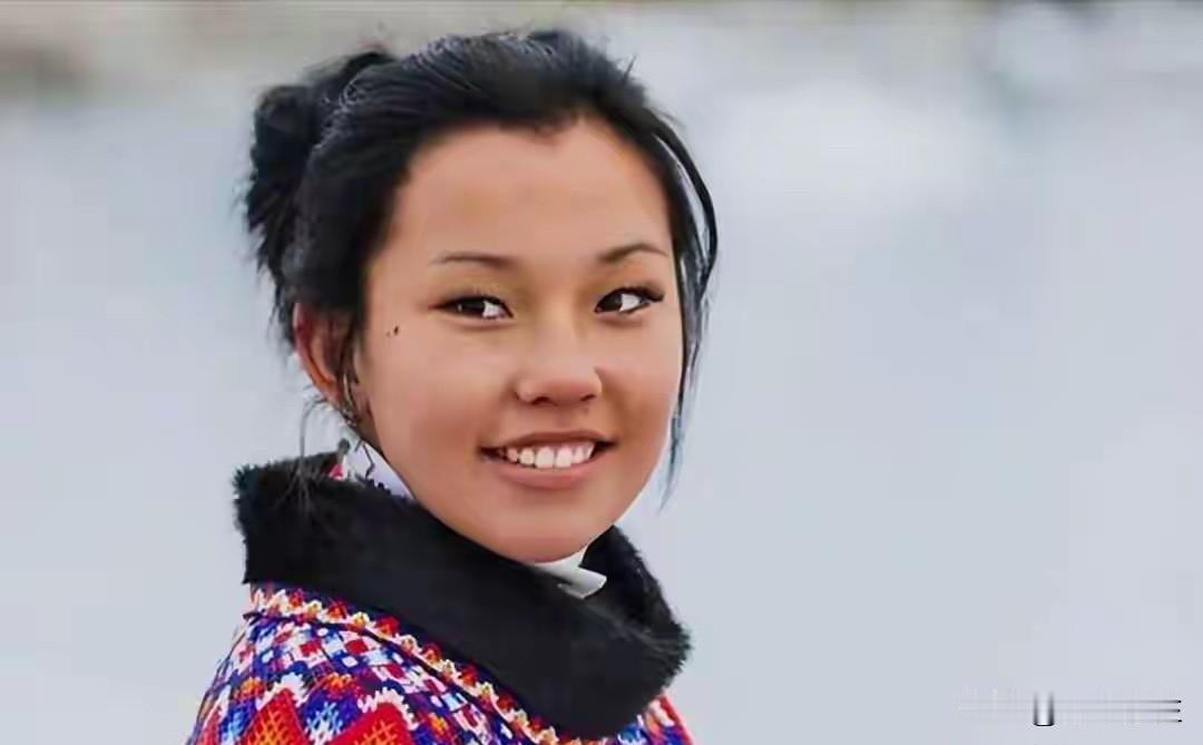 近来，随着特朗普对格陵兰岛的染指，这座原本默默无闻的世界第一大岛，逐渐进入了大众