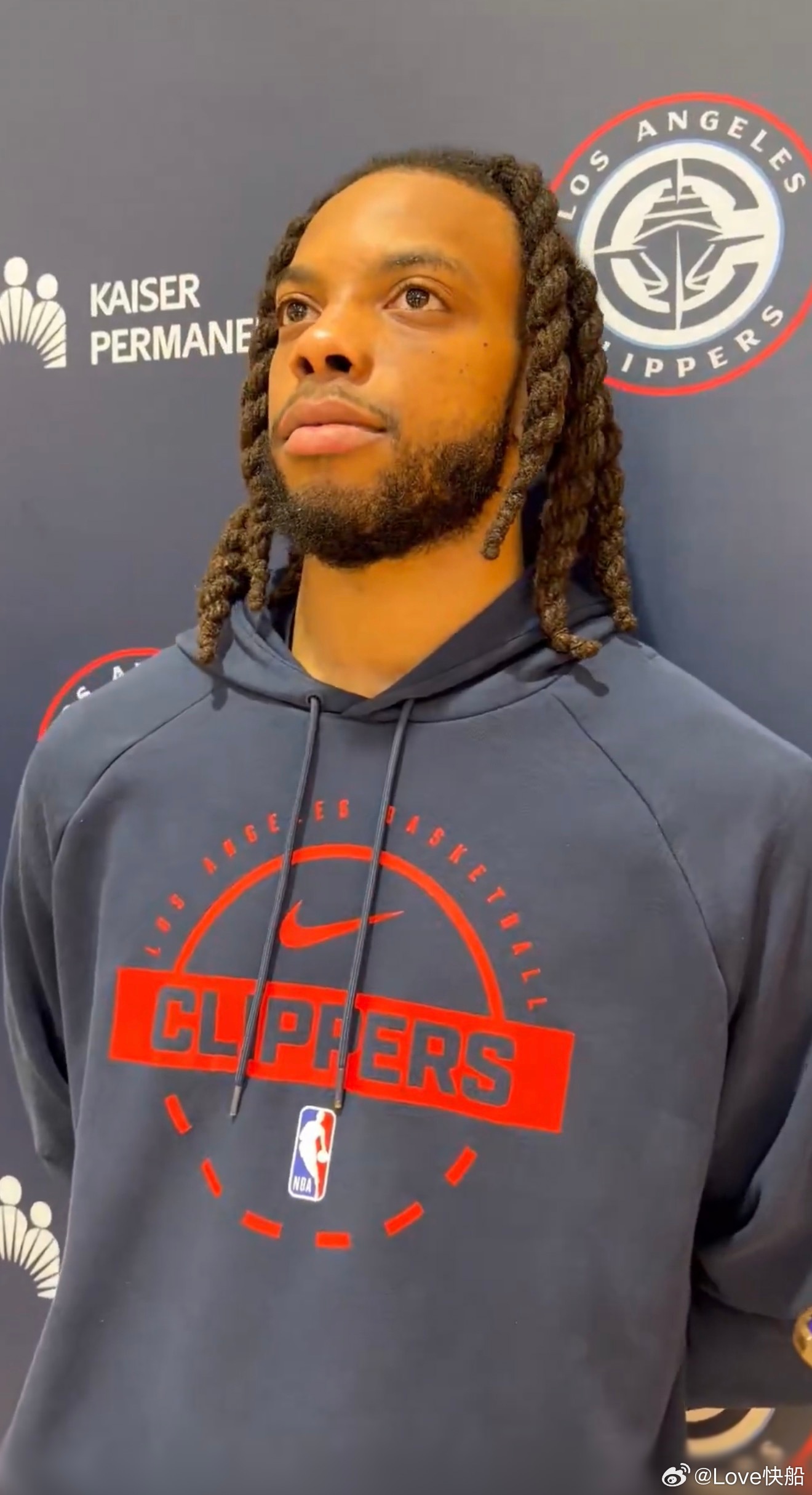 达里厄斯·加兰今日完成加盟快船后的首次训练。谈及自己过去两场比赛状态起伏的问题，