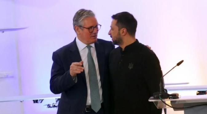 英国将又一次“扭转”乌克兰局势？

在因美国打压，乌克兰局势处于“关键时刻”之际