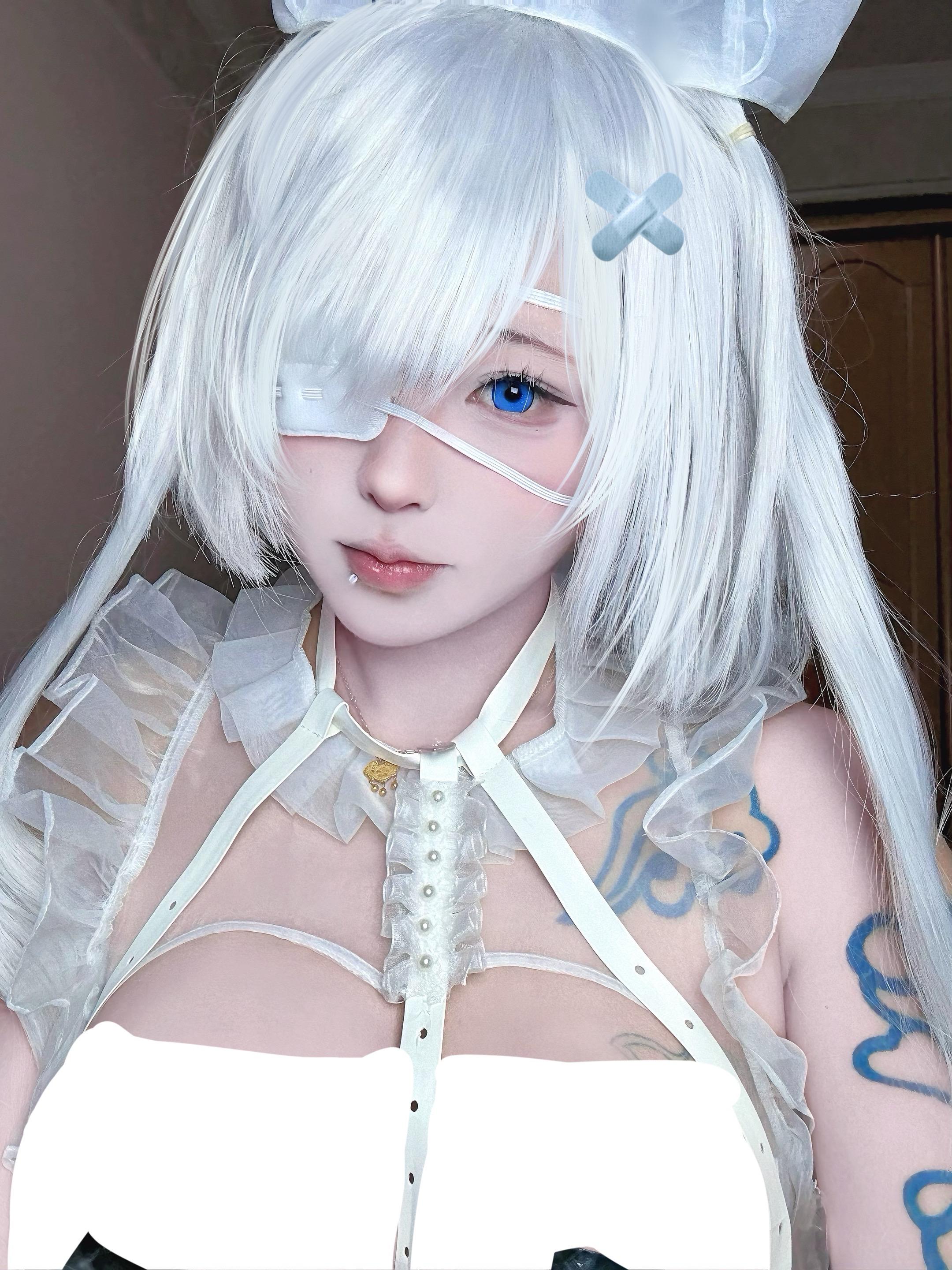 拨开我萌萌的外表 可以获得一颗屌丝的内心