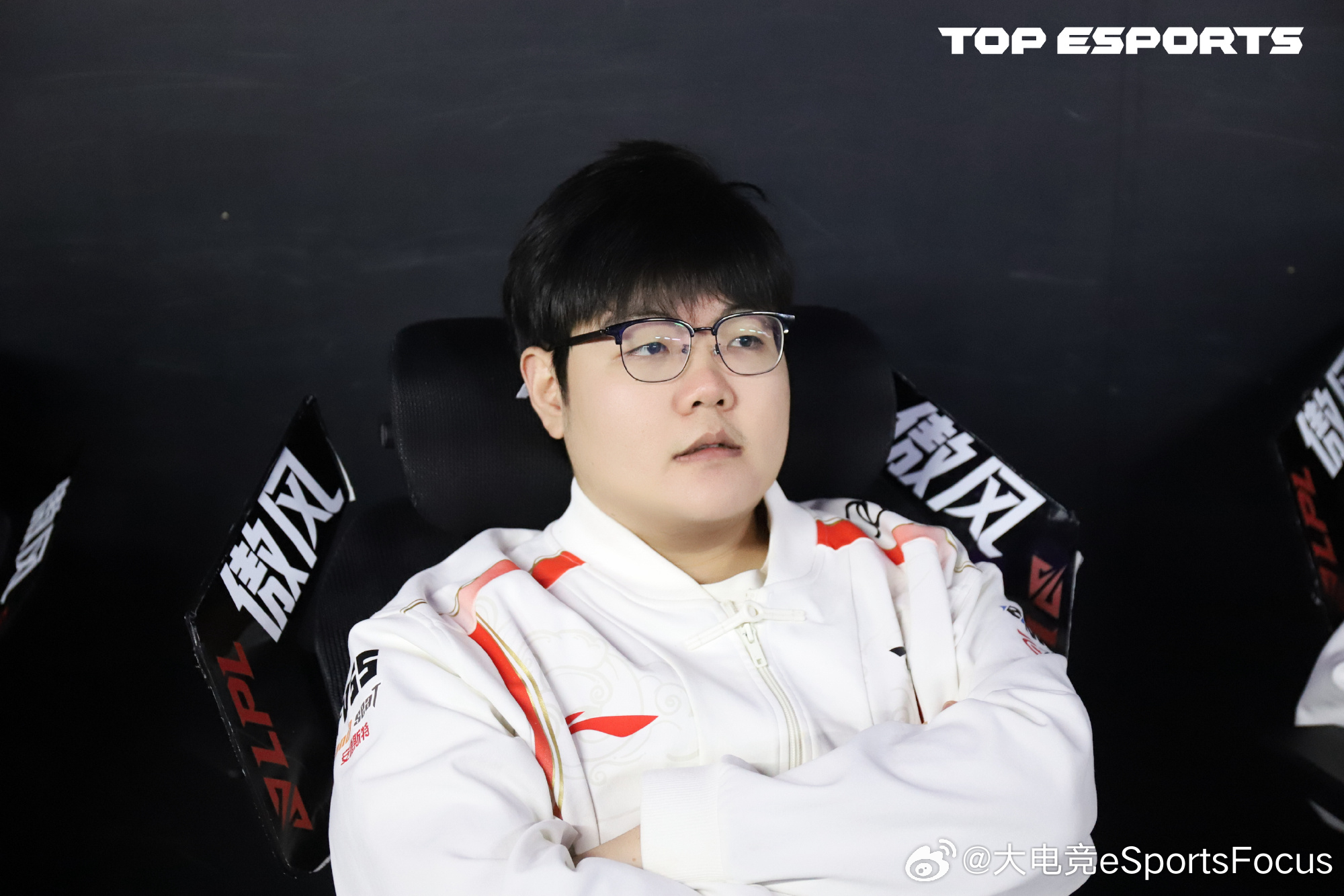 分享：2025LPL第二赛段 TES赛场返图聚力凝心，众擎易举我们一起向更高处冲