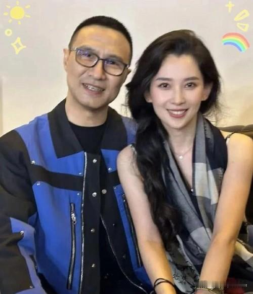 5月9日，汪峰家门口被拍与一女子有身体接触，森林北删光动态，两人被曝分手！
分手