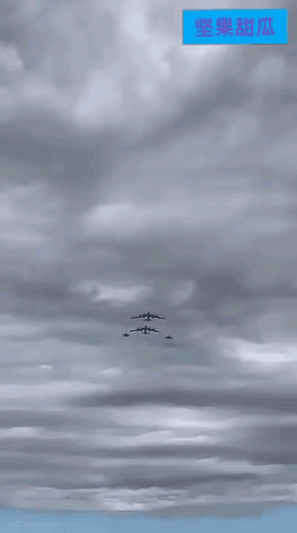 俄总统俄总统又开始“送礼”了。

这不，又给英国送来一份“圣诞祝福”！

据俄罗