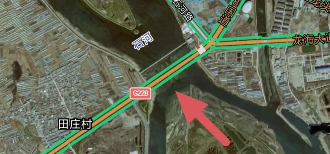 号外！石河大桥通车了！
从山海关回市区时发现，山海关石河大桥正式通车了！快把这个